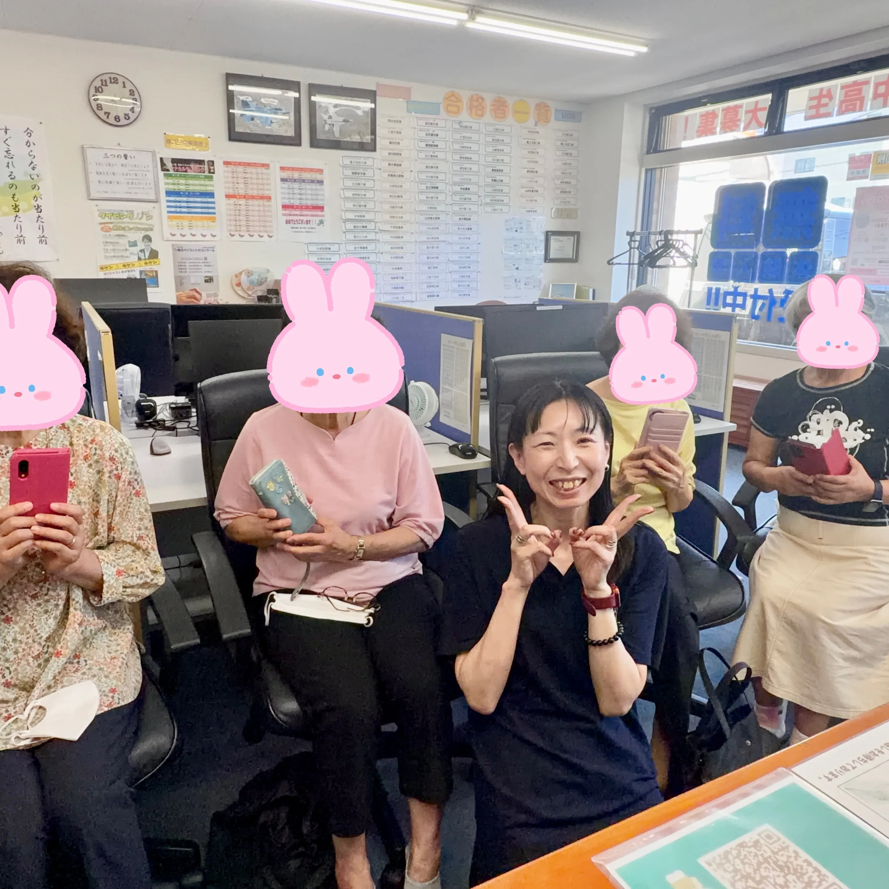 本日、マナカル豊橋弥生校でのスマホ講座が大盛況でした!📱✨参...